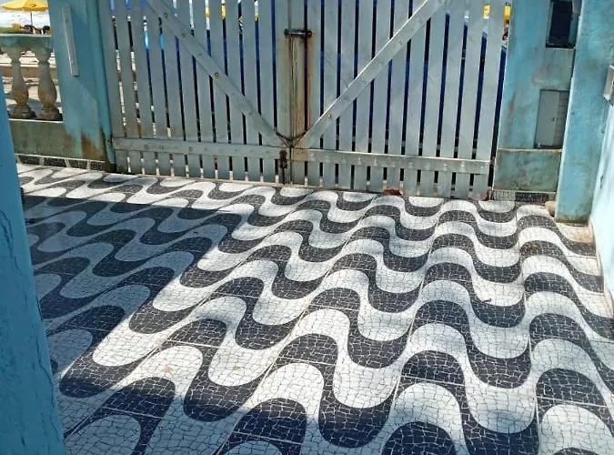 Kitinet da casa azul praia das toninhas